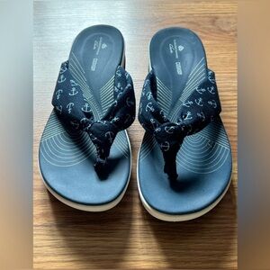 Clark’s Cloudsteppers Flip flops